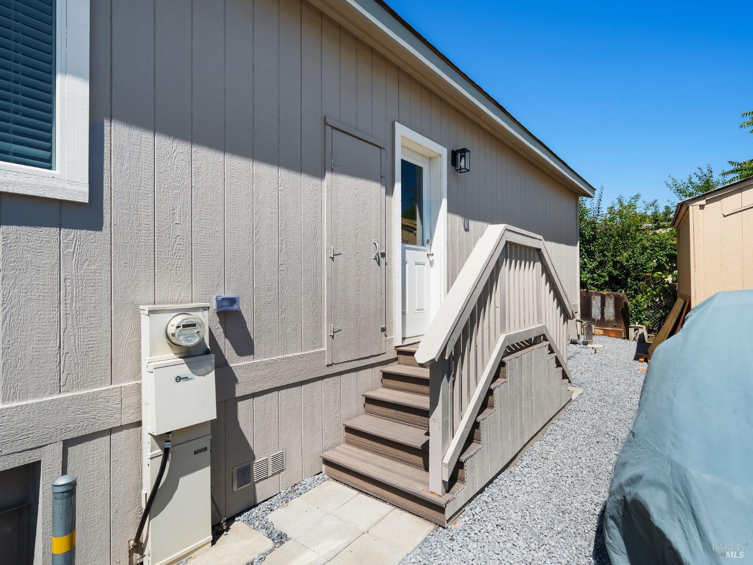 Detail Gallery Image 3 of 35 For 311 Lake Mendocino Dr 9, Ukiah,  CA 95482 - 2 Beds | 1/1 Baths