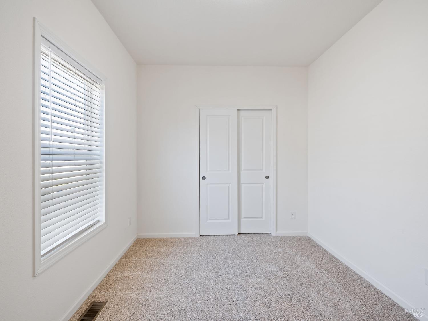 Detail Gallery Image 13 of 35 For 311 Lake Mendocino Dr 9, Ukiah,  CA 95482 - 2 Beds | 1/1 Baths