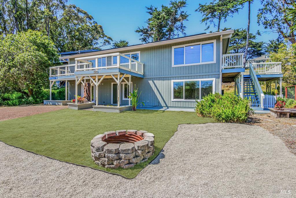 Detail Gallery Image 1 of 1 For 1685 Bay Flat Rd, Bodega Bay,  CA 94923 - 3 Beds | 3 Baths