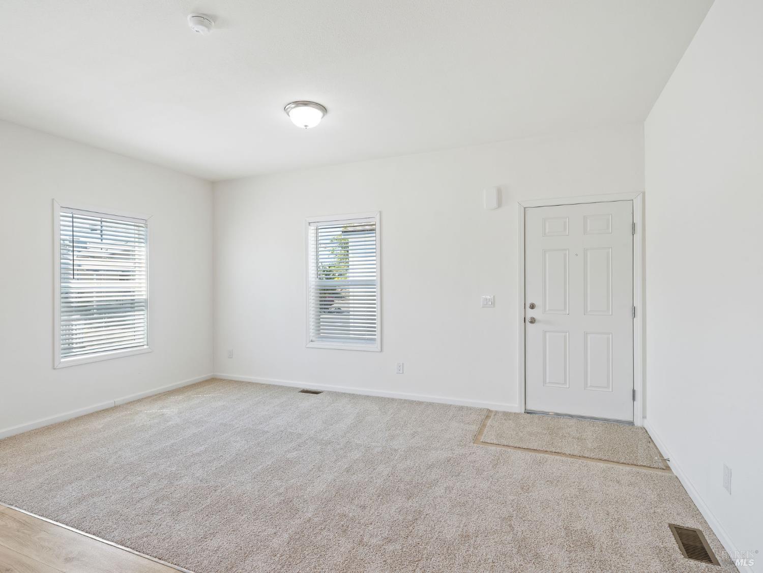 Detail Gallery Image 23 of 35 For 311 Lake Mendocino Dr 9, Ukiah,  CA 95482 - 2 Beds | 1/1 Baths