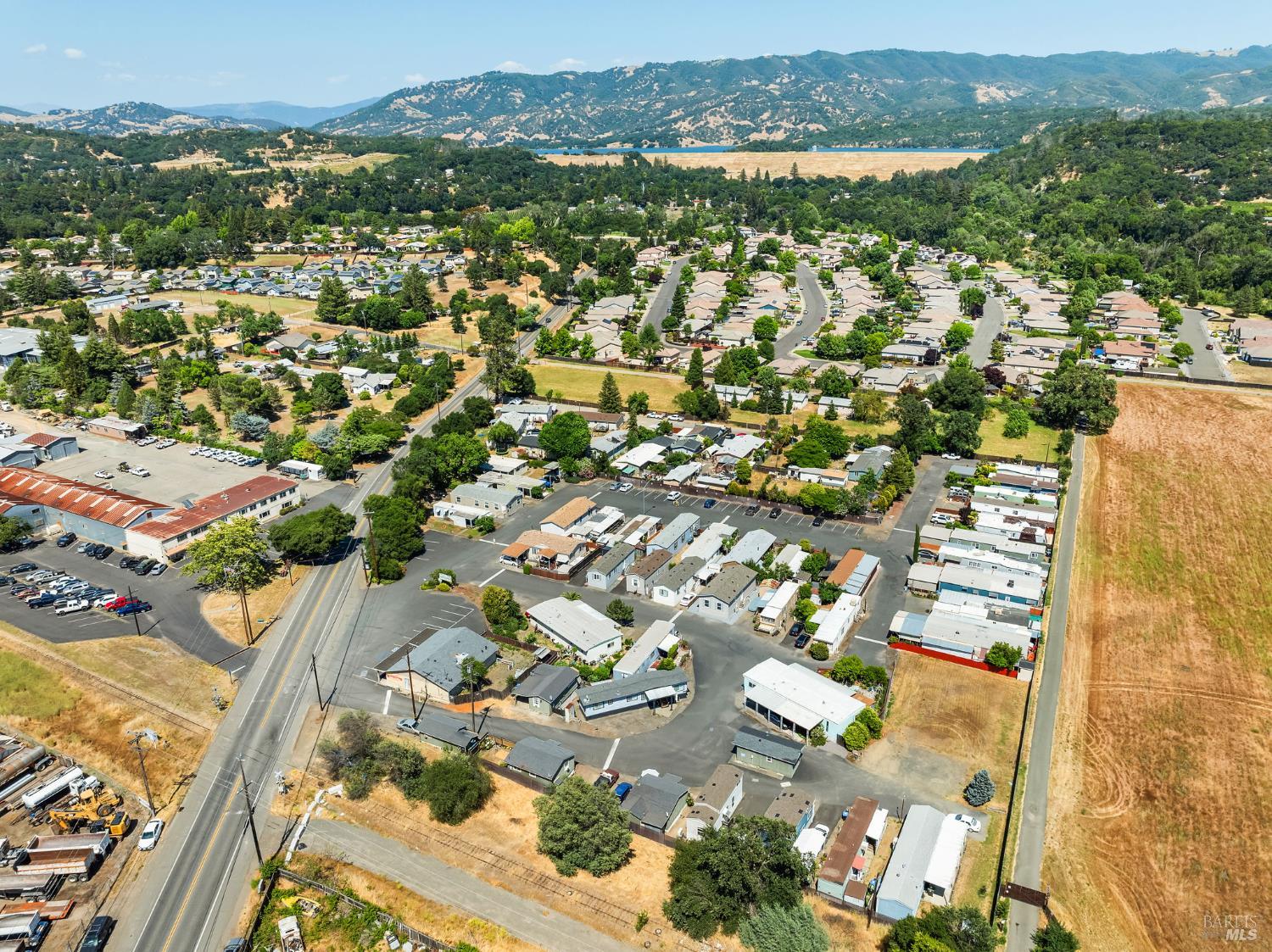 Detail Gallery Image 31 of 35 For 311 Lake Mendocino Dr 9, Ukiah,  CA 95482 - 2 Beds | 1/1 Baths