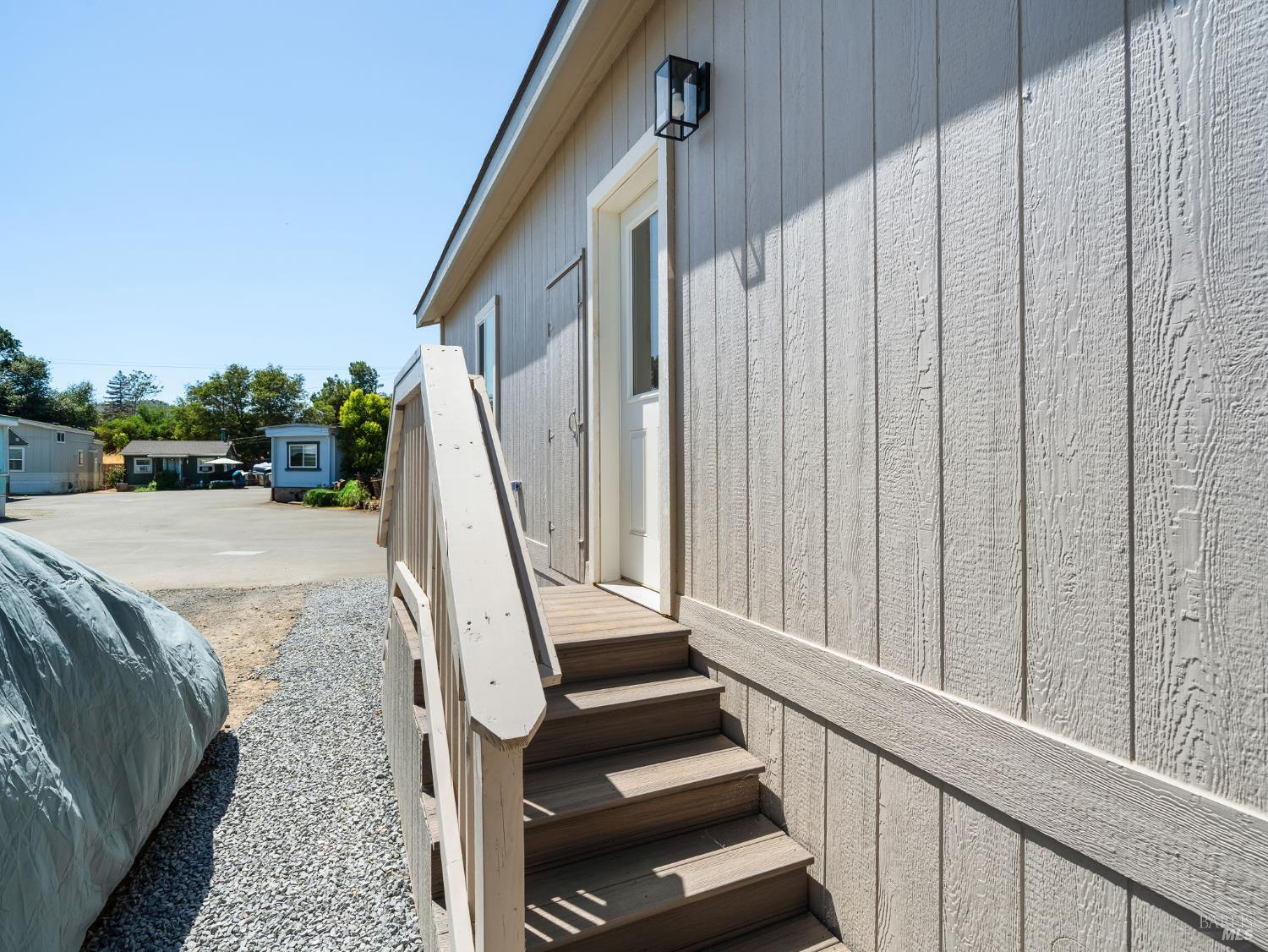 Detail Gallery Image 2 of 35 For 311 Lake Mendocino Dr 9, Ukiah,  CA 95482 - 2 Beds | 1/1 Baths