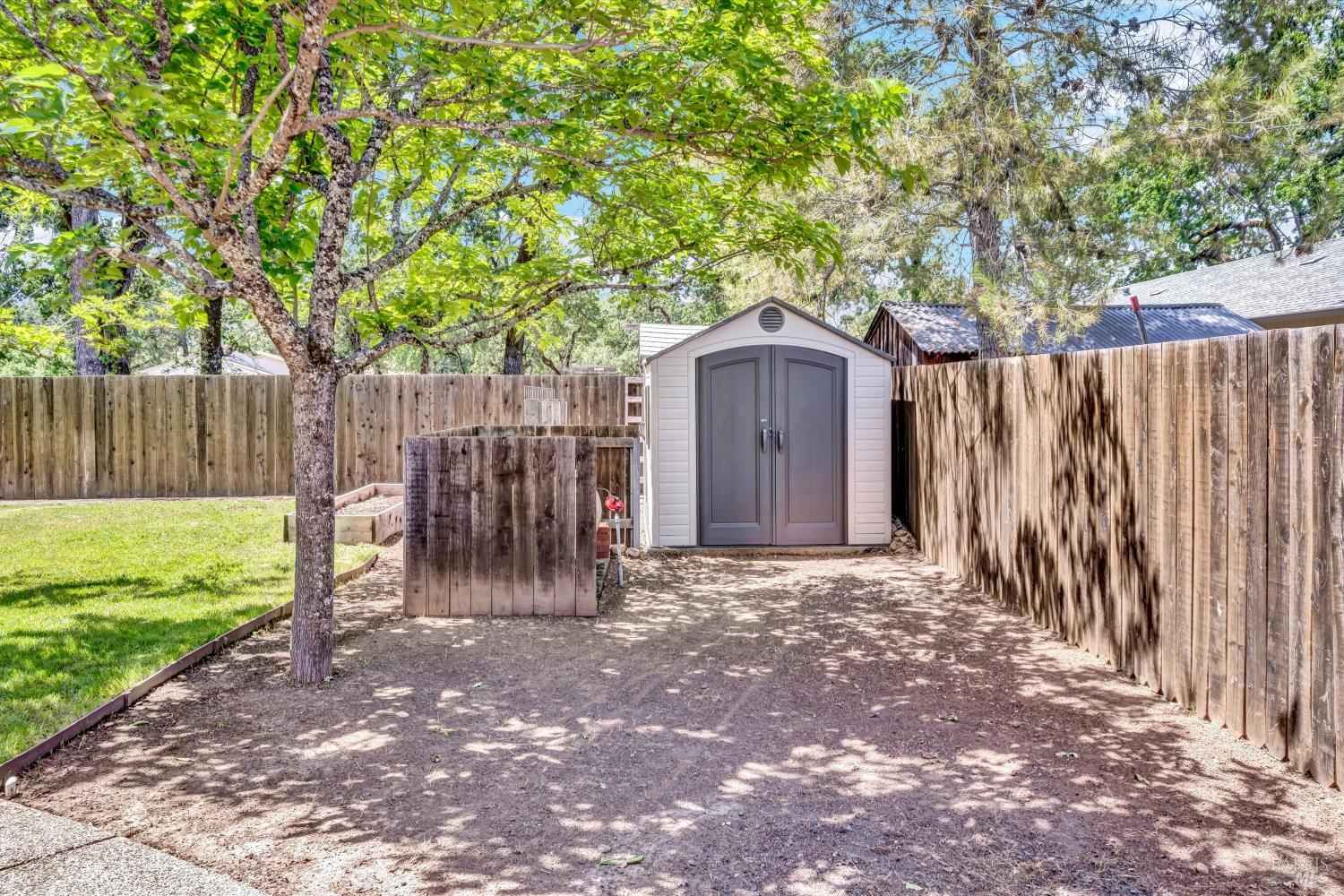 Detail Gallery Image 28 of 37 For 21425 Valley Oak Dr, Middletown,  CA 95461 - 3 Beds | 2/1 Baths