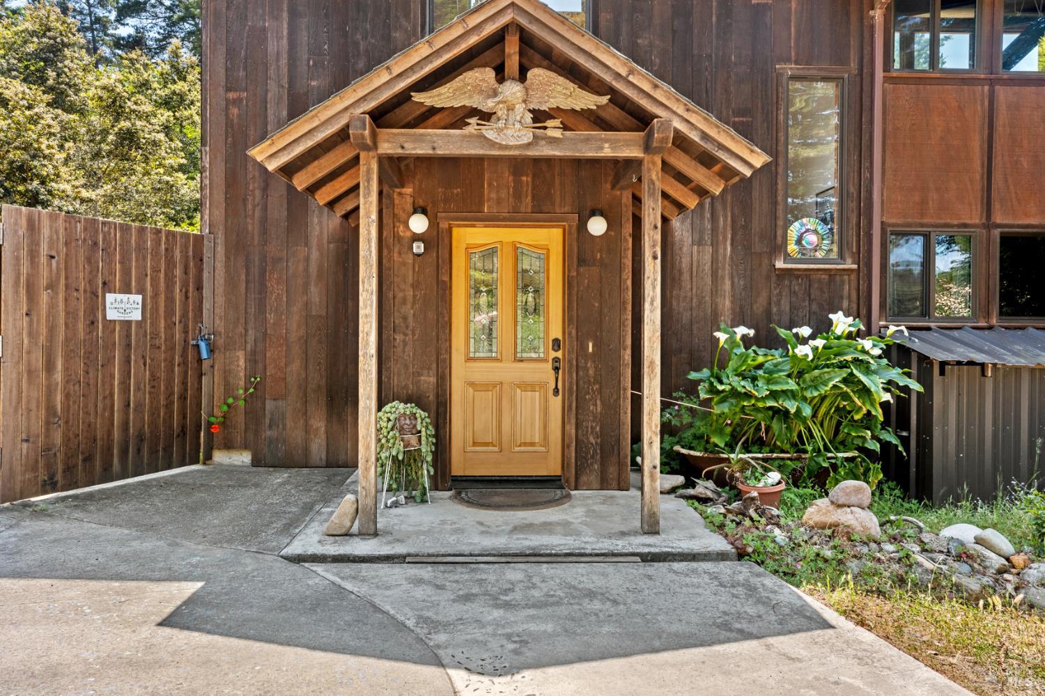 Detail Gallery Image 6 of 38 For 32800 Sutliff Ln, Fort Bragg,  CA 95437 - 2 Beds | 2 Baths