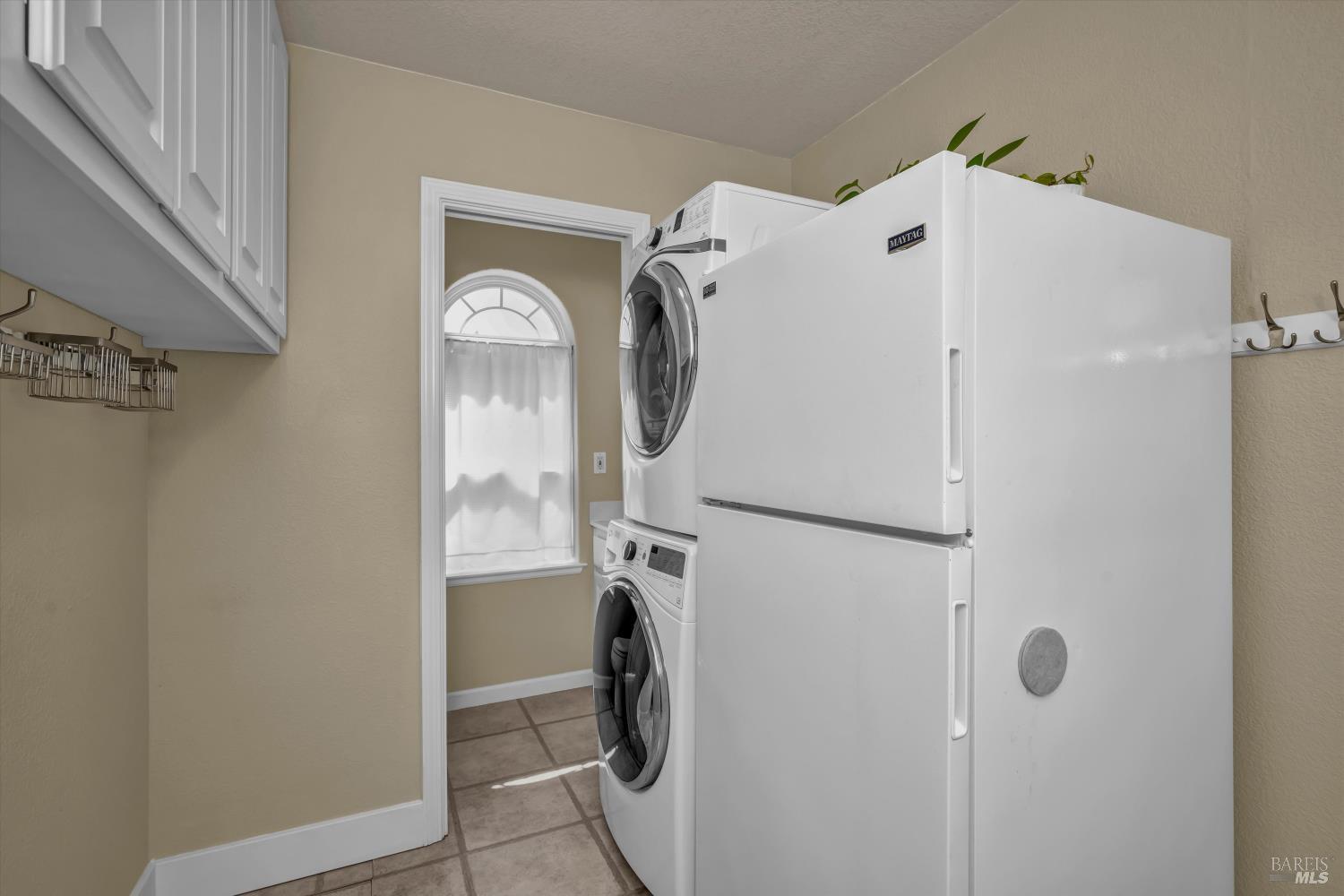Detail Gallery Image 21 of 37 For 21425 Valley Oak Dr, Middletown,  CA 95461 - 3 Beds | 2/1 Baths
