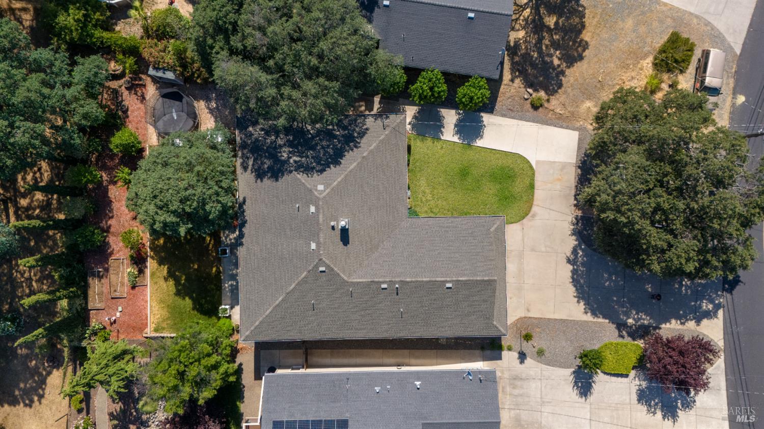 Detail Gallery Image 54 of 55 For 18839 Deer Hill Rd, Hidden Valley Lake,  CA 95467 - 5 Beds | 3 Baths