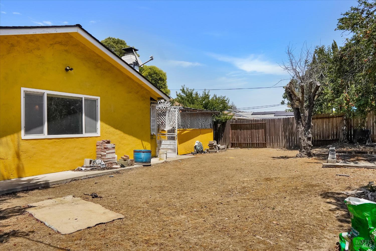Dahlia Street, Fairfield, California image 43