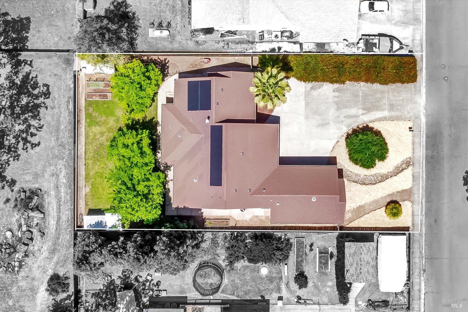 Detail Gallery Image 33 of 37 For 21425 Valley Oak Dr, Middletown,  CA 95461 - 3 Beds | 2/1 Baths