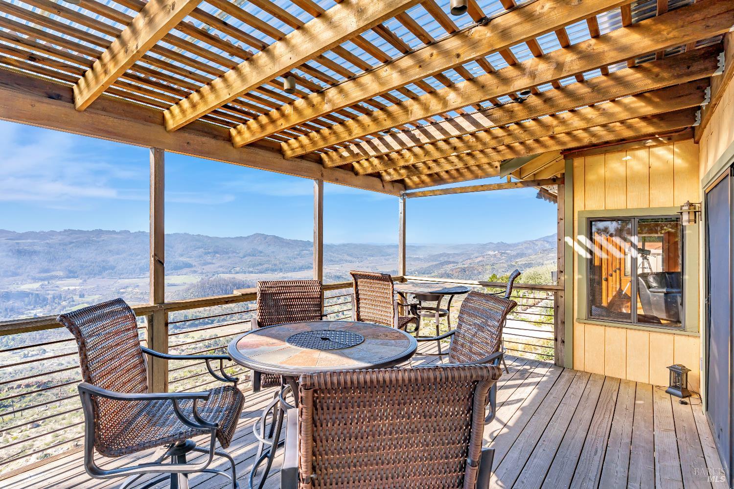 Detail Gallery Image 11 of 40 For 1180 Crestmont Dr, Angwin,  CA 94508 - 4 Beds | 3 Baths