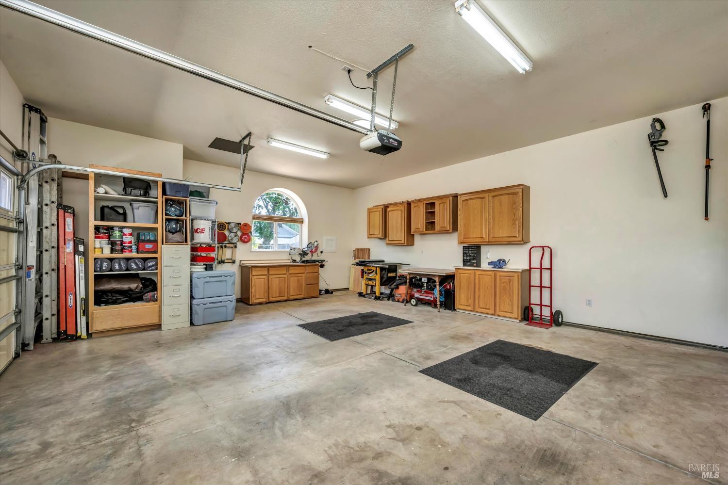 Detail Gallery Image 36 of 37 For 21425 Valley Oak Dr, Middletown,  CA 95461 - 3 Beds | 2/1 Baths