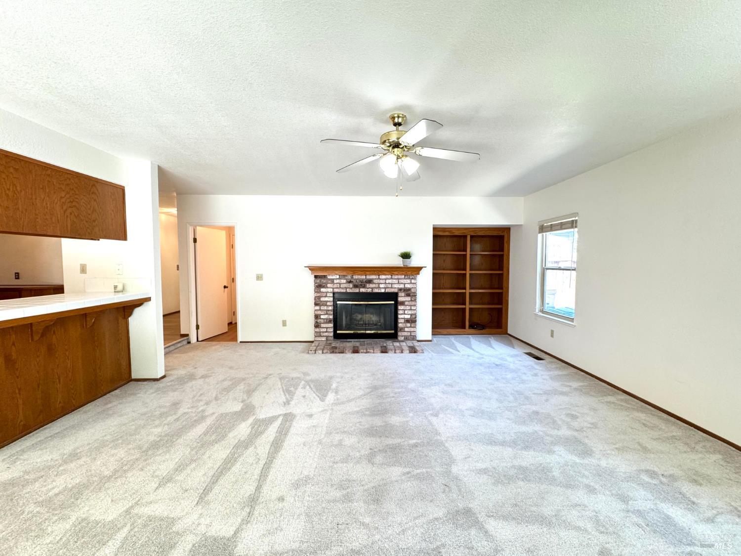 Oakwood Drive, Fairfield, California image 10
