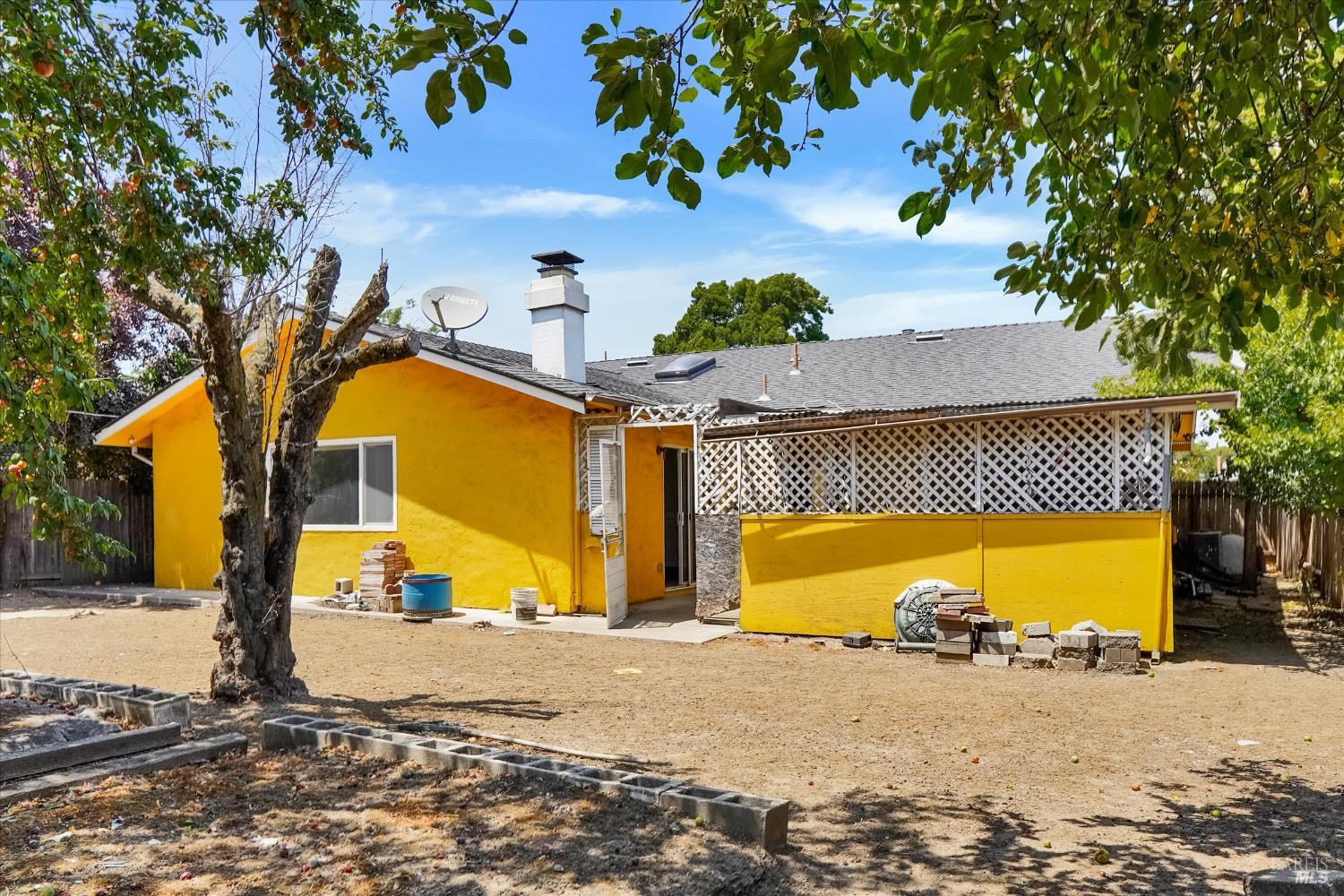 Dahlia Street, Fairfield, California image 39