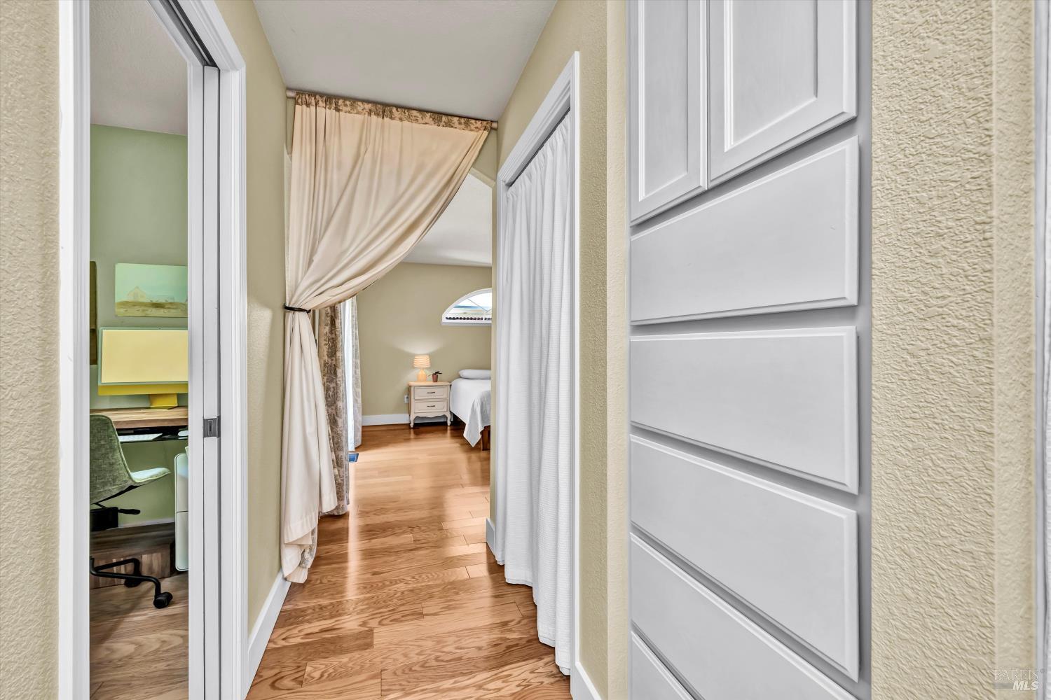 Detail Gallery Image 14 of 37 For 21425 Valley Oak Dr, Middletown,  CA 95461 - 3 Beds | 2/1 Baths
