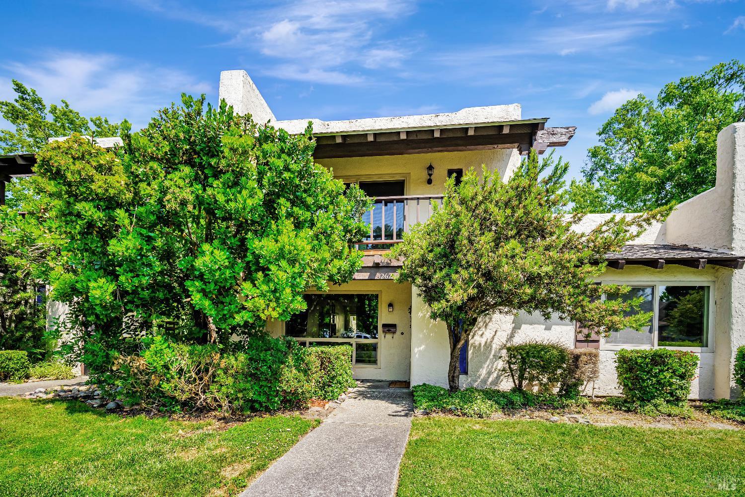 Detail Gallery Image 1 of 1 For 5262 El Mercado Pkwy, Santa Rosa,  CA 95403 - 3 Beds | 1/1 Baths