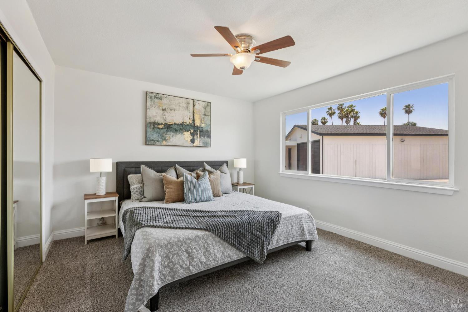 Detail Gallery Image 10 of 27 For 137 Saint Marys Pl, Vallejo,  CA 94589 - 3 Beds | 2 Baths