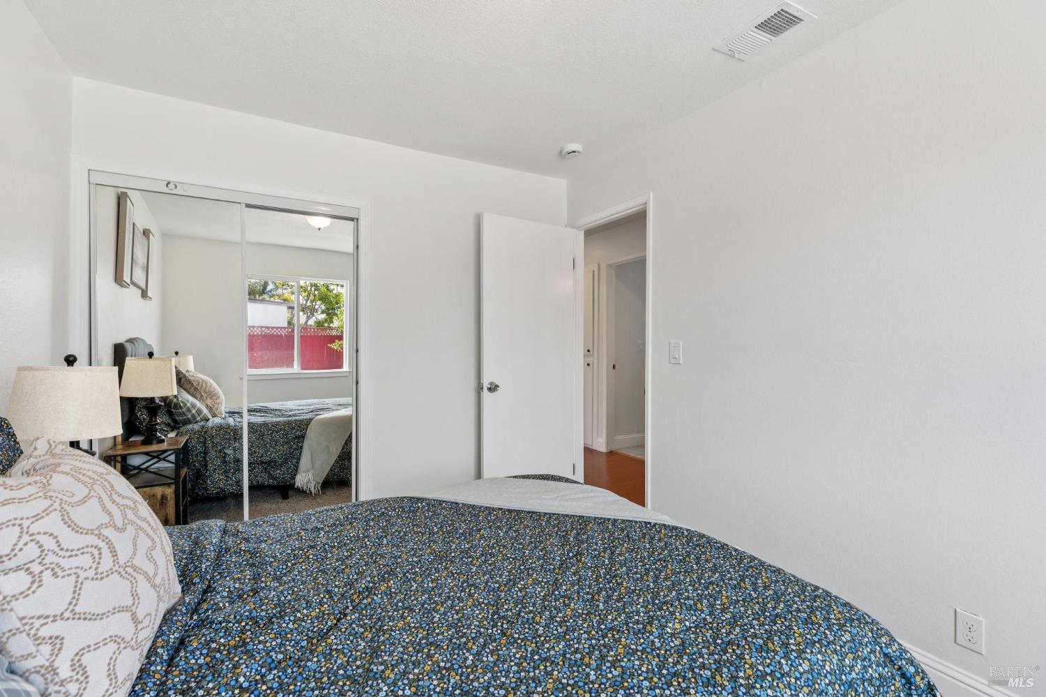 Detail Gallery Image 15 of 27 For 137 Saint Marys Pl, Vallejo,  CA 94589 - 3 Beds | 2 Baths