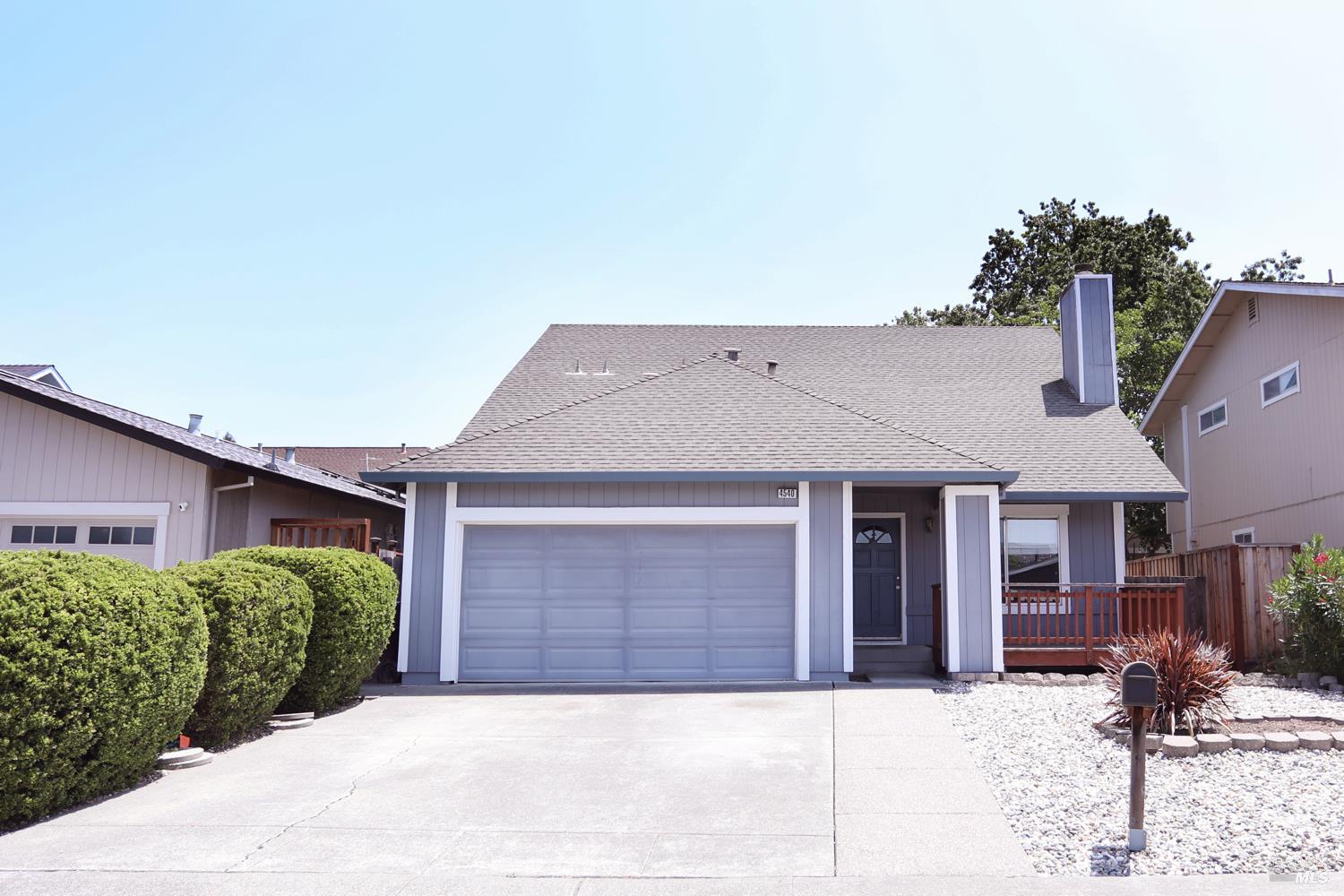 4540 Harmony Pl