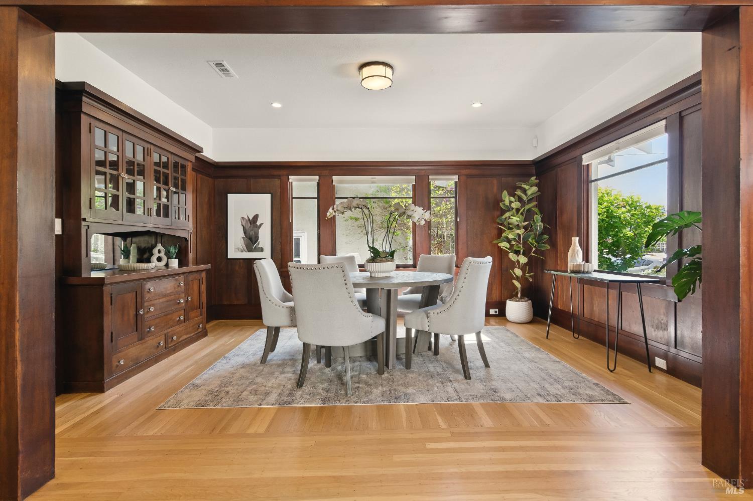 Thumbnail for 1572 Vista St, Oakland, CA 94602