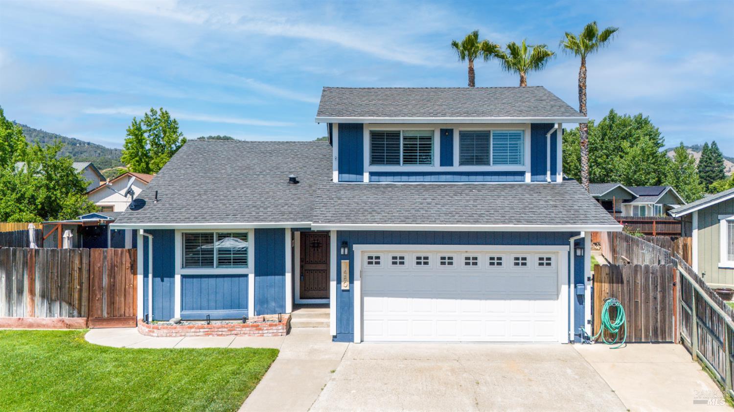 Detail Gallery Image 1 of 1 For 1480 Chardonnay Ct, Ukiah,  CA 95482 - 3 Beds | 2 Baths