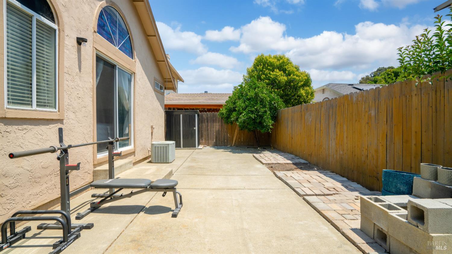 Detail Gallery Image 27 of 31 For 371 Bottlebrush Ct, Suisun City,  CA 94585 - 3 Beds | 2 Baths