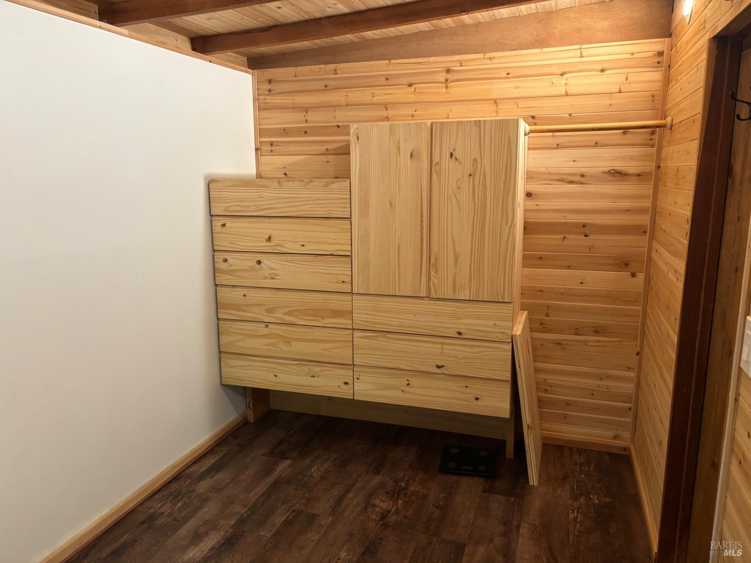 Detail Gallery Image 14 of 28 For 10894 Oak Ave, Forestville,  CA 95436 - 2 Beds | 1 Baths