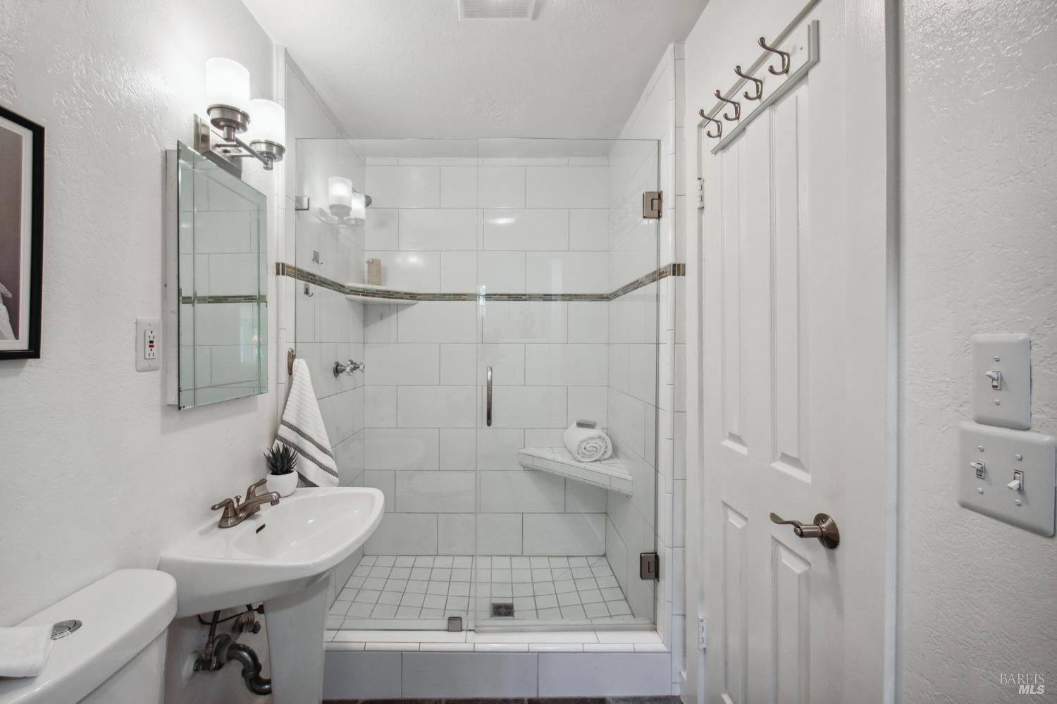 Detail Gallery Image 22 of 37 For 1240 Adobe Canyon Rd, Kenwood,  CA 95452 - 2 Beds | 2 Baths