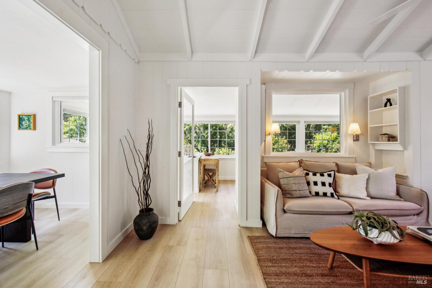 Detail Gallery Image 6 of 37 For 1240 Adobe Canyon Rd, Kenwood,  CA 95452 - 2 Beds | 2 Baths