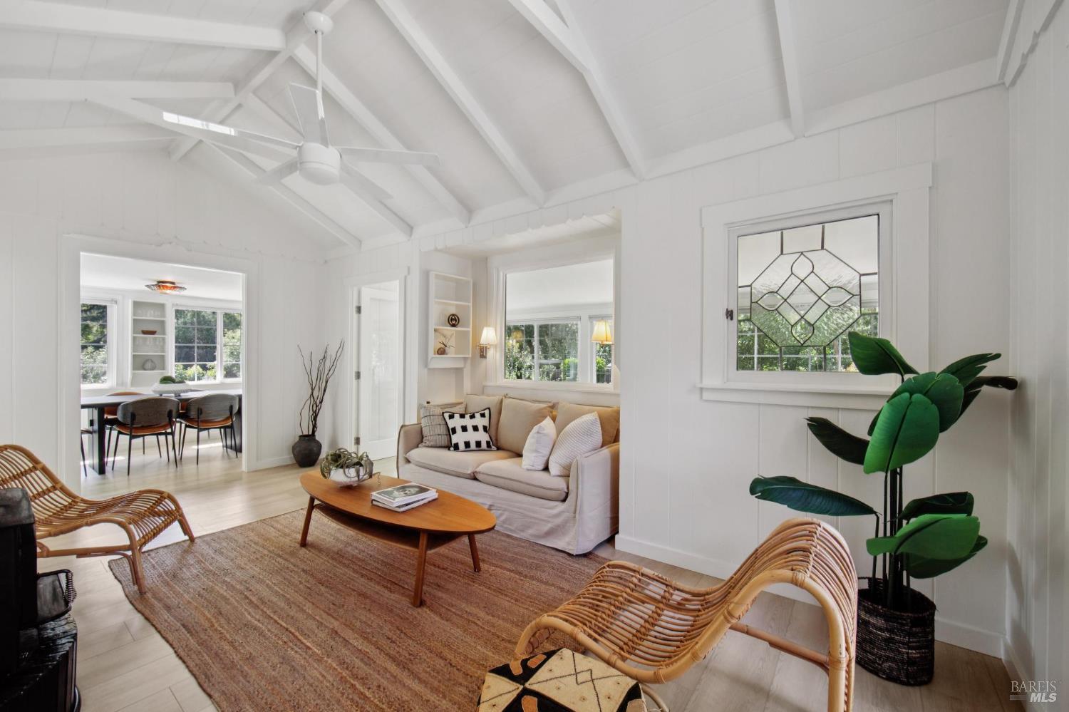 Detail Gallery Image 3 of 37 For 1240 Adobe Canyon Rd, Kenwood,  CA 95452 - 2 Beds | 2 Baths