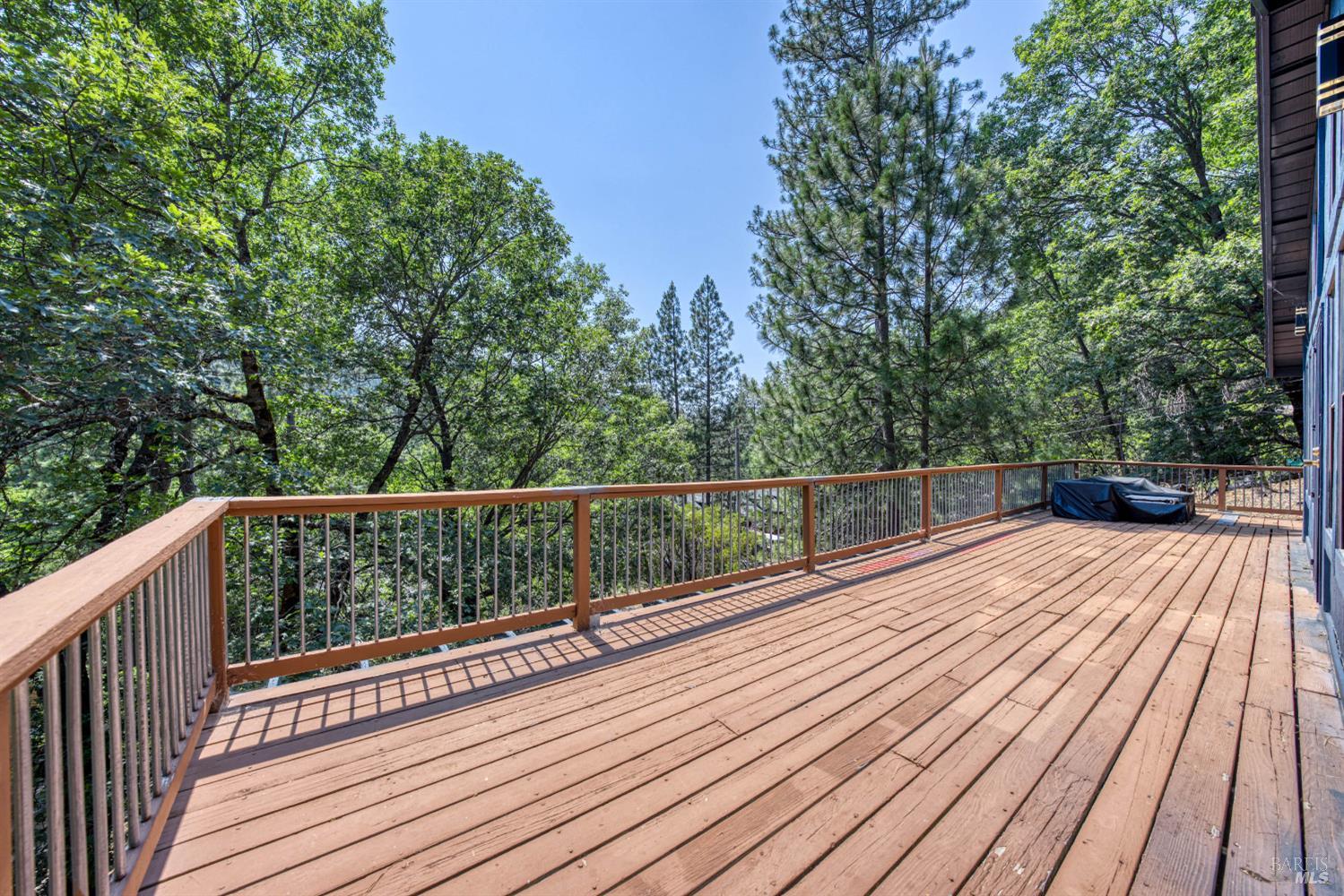 Detail Gallery Image 7 of 37 For 16300 Ponderosa Dr, Cobb,  CA 95426 - 2 Beds | 1/1 Baths
