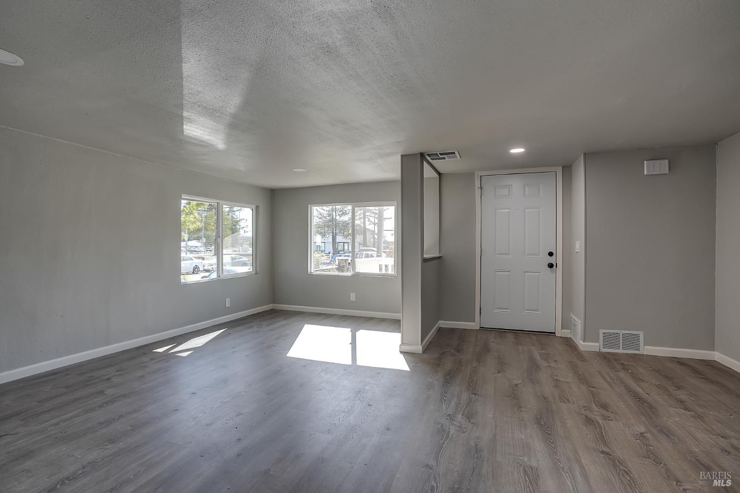 Detail Gallery Image 37 of 44 For 1821 Lakeville Hwy 77, Petaluma,  CA 94954 - 2 Beds | 2 Baths