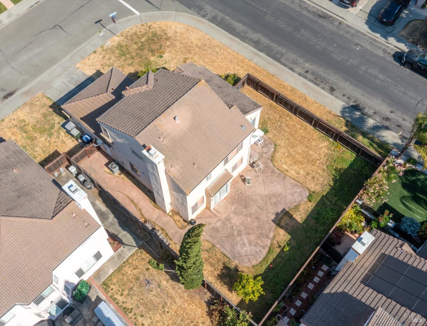 Detail Gallery Image 27 of 31 For 491 Branceford Ct, Suisun City,  CA 94585 - 4 Beds | 2/1 Baths
