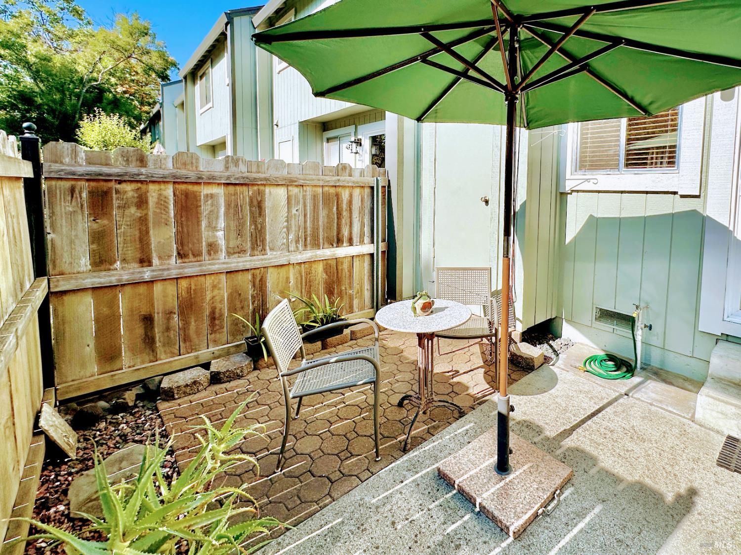 Harvest Lane, Santa Rosa, California image 34