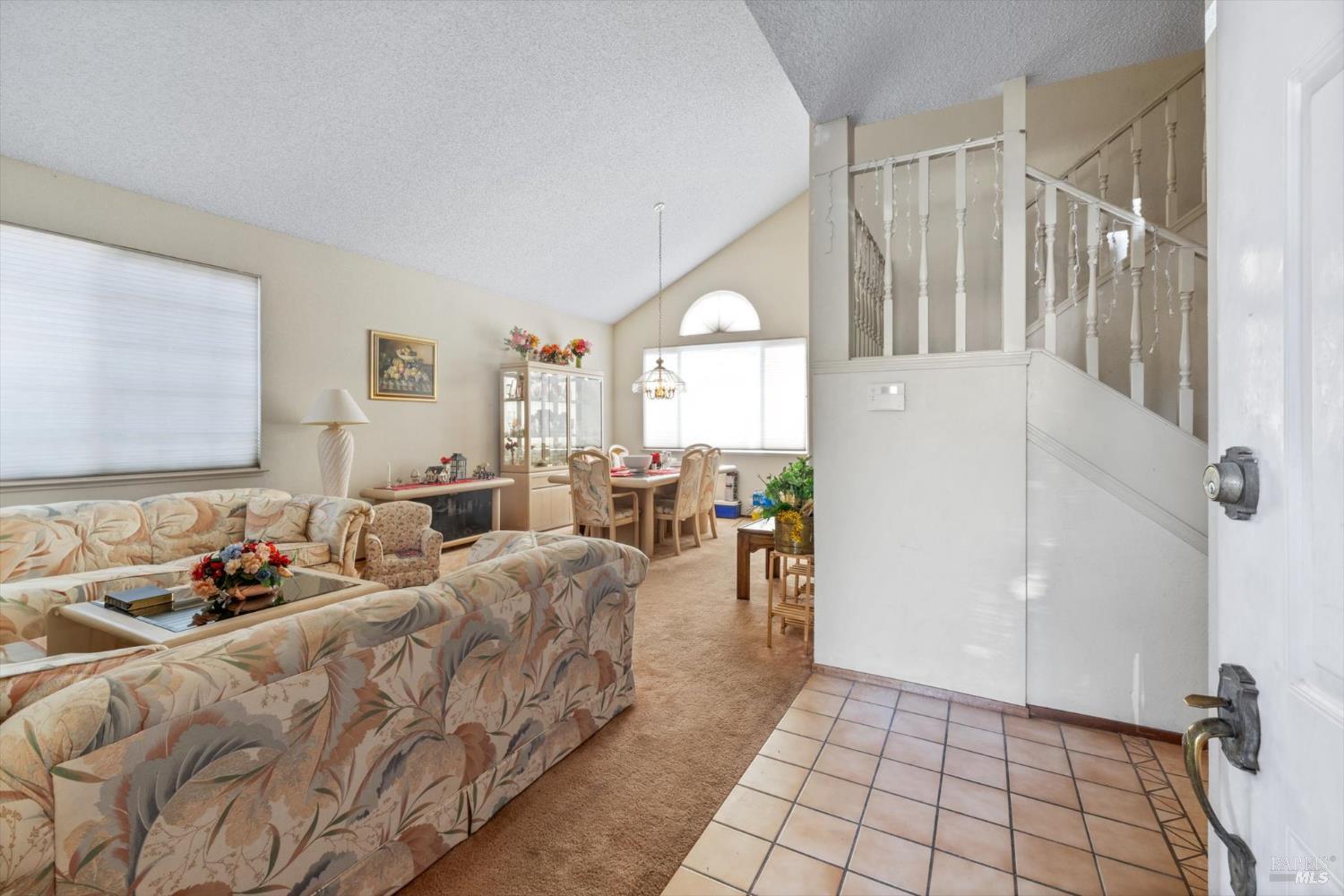 Detail Gallery Image 5 of 31 For 491 Branceford Ct, Suisun City,  CA 94585 - 4 Beds | 2/1 Baths
