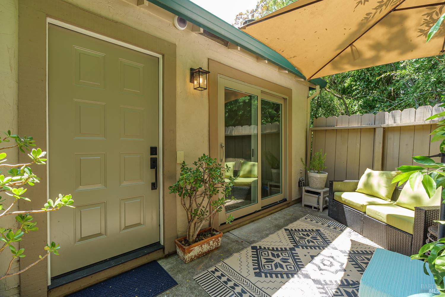 Detail Gallery Image 15 of 17 For 209 Antoinette Ct, Novato,  CA 94947 - 2 Beds | 1 Baths