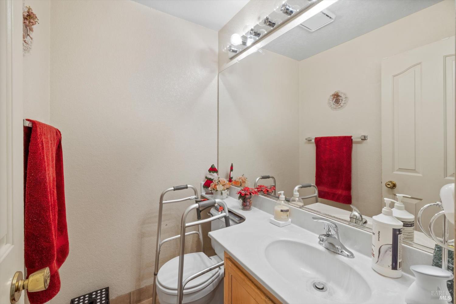 Detail Gallery Image 18 of 31 For 491 Branceford Ct, Suisun City,  CA 94585 - 4 Beds | 2/1 Baths