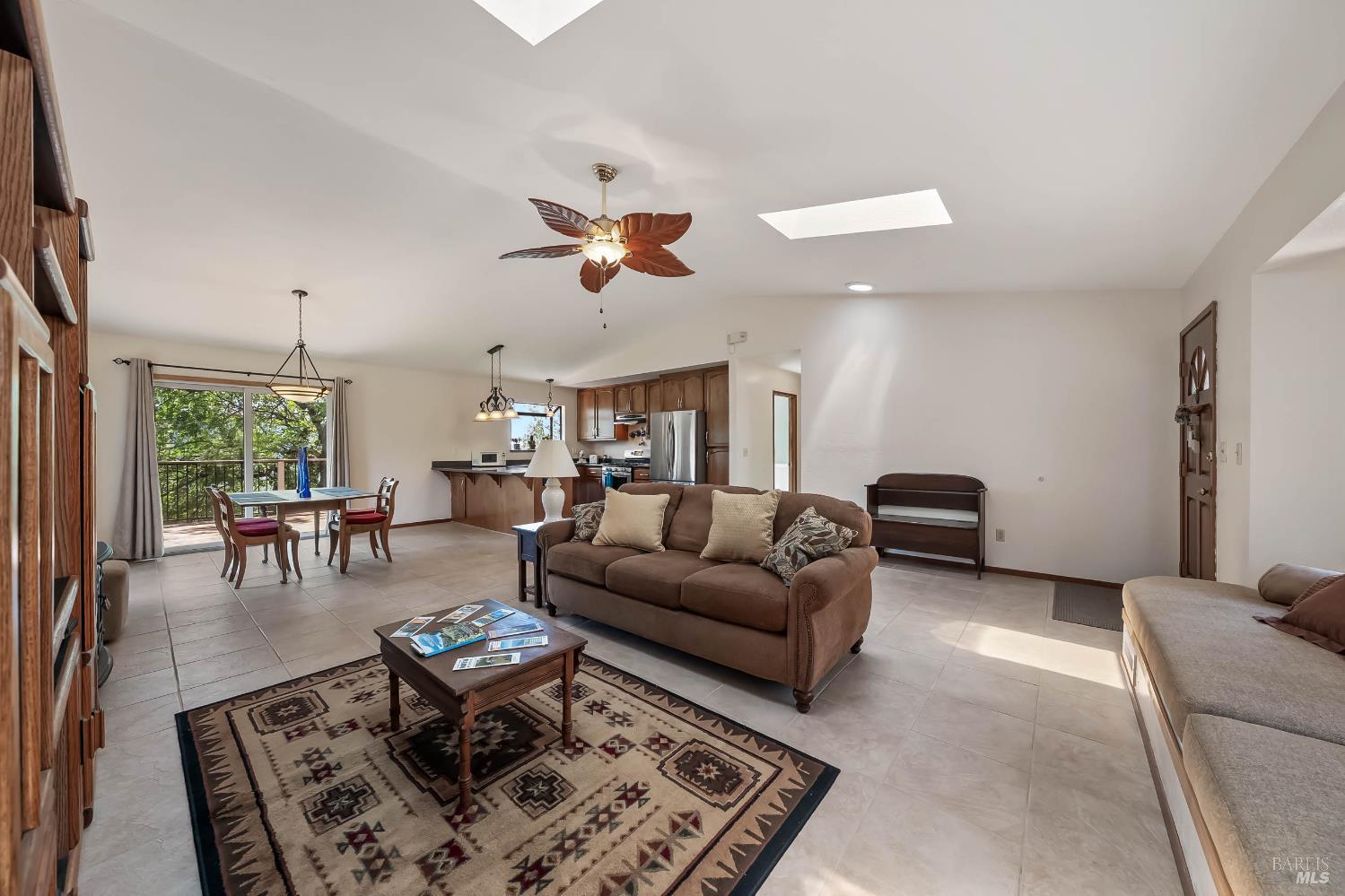 Detail Gallery Image 13 of 47 For 9591 Lassen Dr, Cobb,  CA 95426 - 3 Beds | 2 Baths