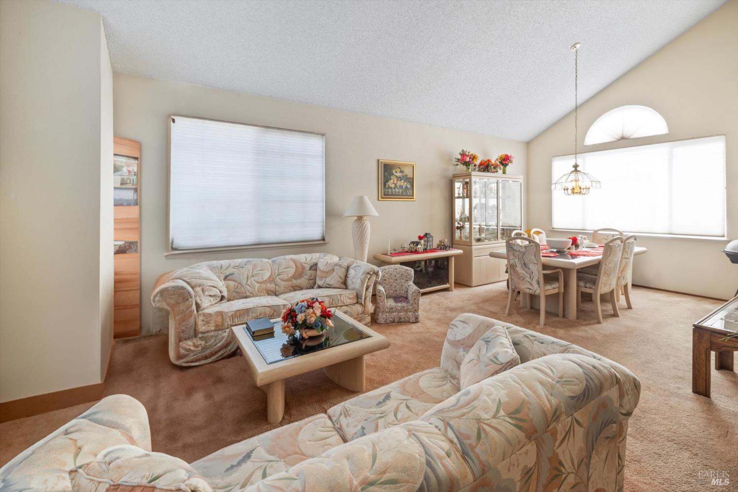 Detail Gallery Image 6 of 31 For 491 Branceford Ct, Suisun City,  CA 94585 - 4 Beds | 2/1 Baths