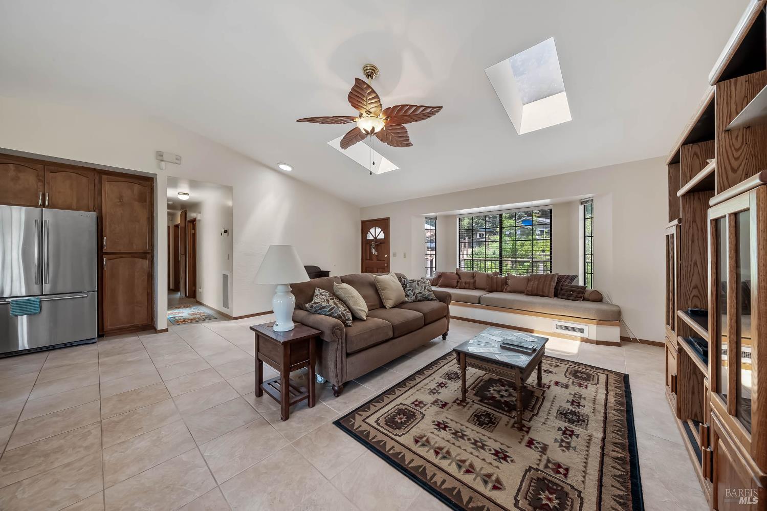 Detail Gallery Image 12 of 47 For 9591 Lassen Dr, Cobb,  CA 95426 - 3 Beds | 2 Baths