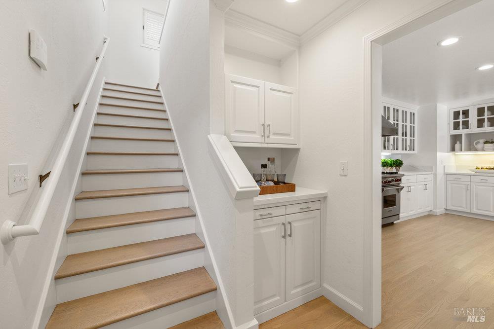 Detail Gallery Image 18 of 46 For Address Is Not Disclosed, San Anselmo,  CA 94960 - 4 Beds | 4/1 Baths