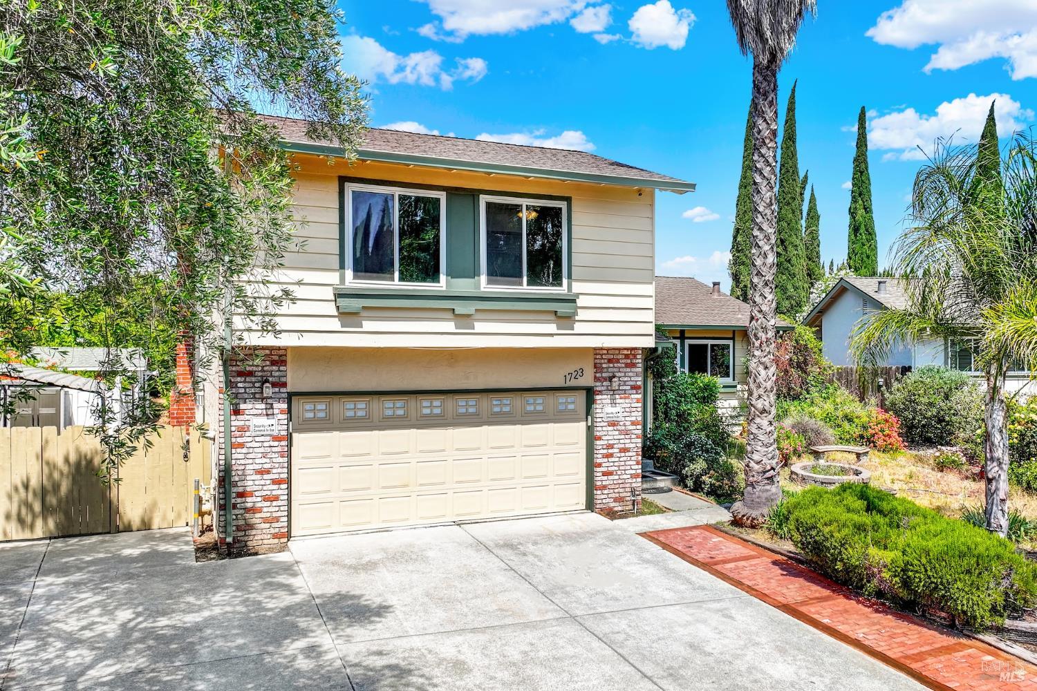 Thumbnail for 1723 Astoria Dr, Fairfield, CA 94534