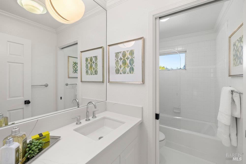 Detail Gallery Image 35 of 46 For Address Is Not Disclosed, San Anselmo,  CA 94960 - 4 Beds | 4/1 Baths