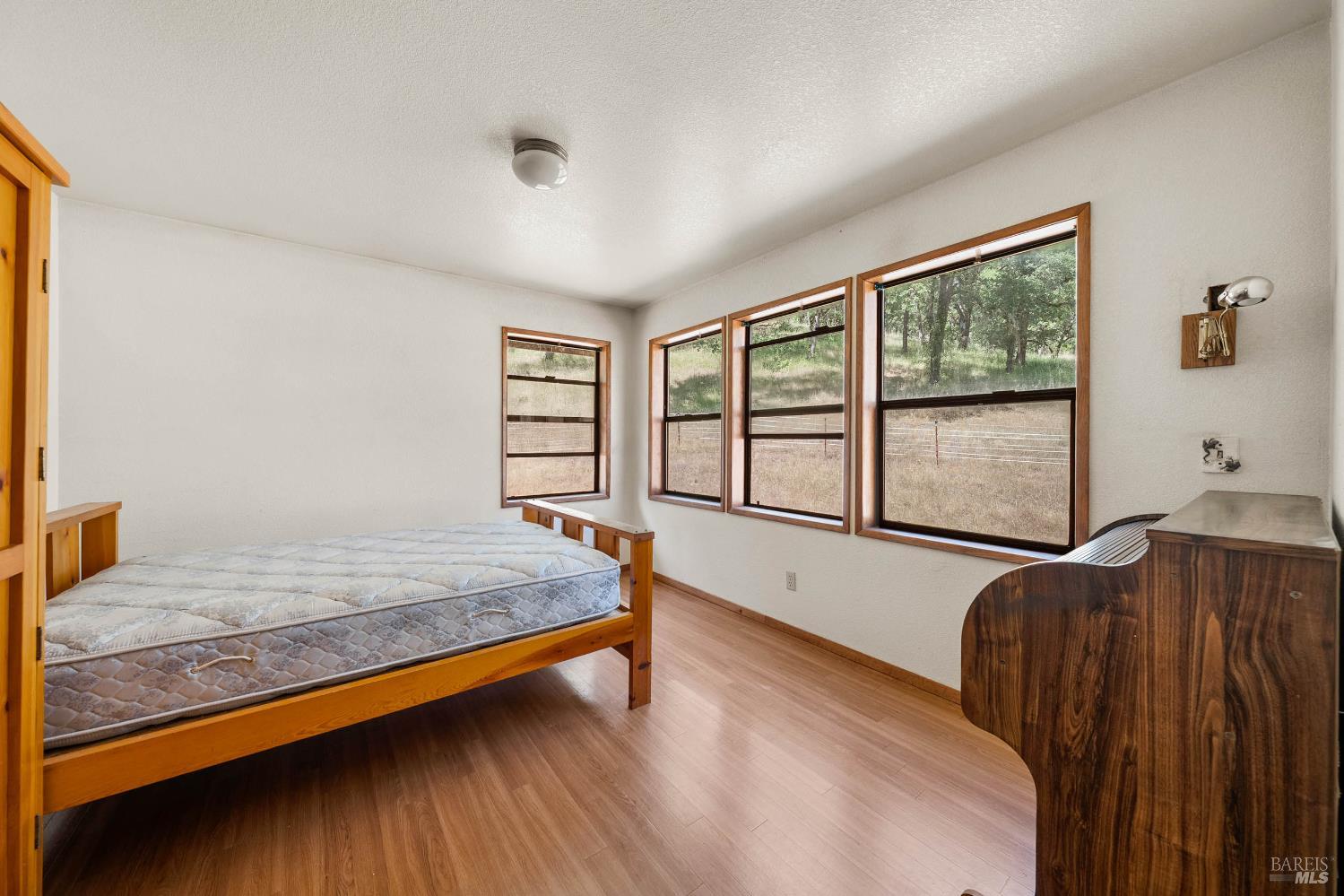 Detail Gallery Image 12 of 46 For 12790 Pine Ave, Potter Valley,  CA 95469 - 2 Beds | 1 Baths