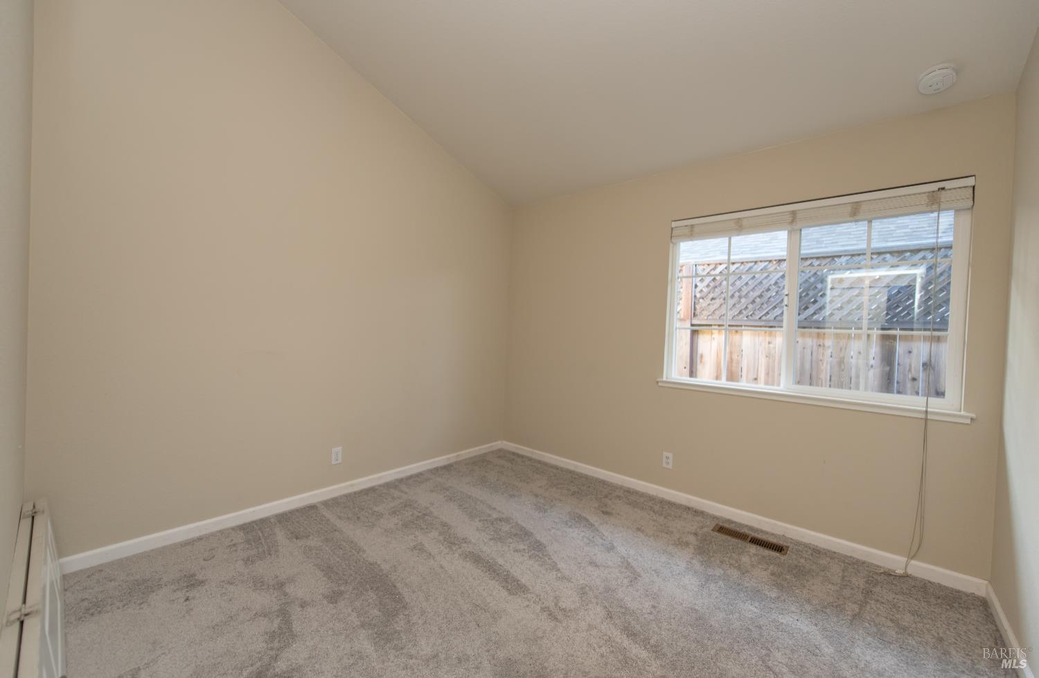 Detail Gallery Image 24 of 31 For 135 Furber Ln, Cloverdale,  CA 95425 - 3 Beds | 2 Baths