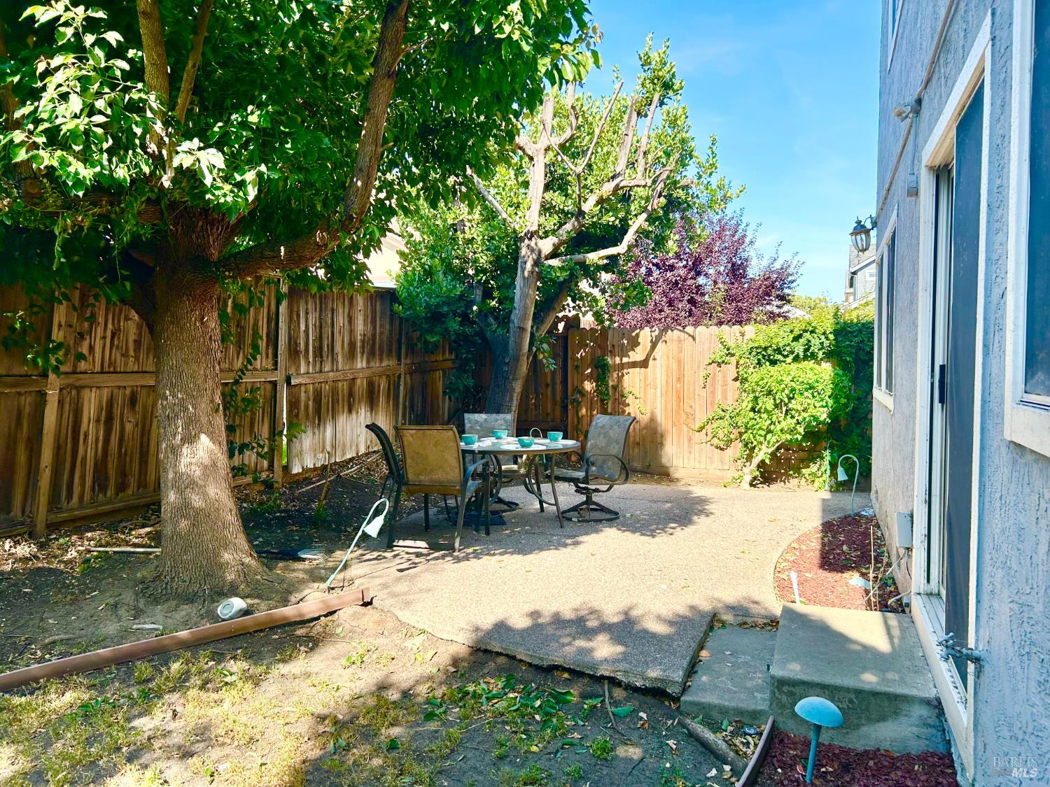 Detail Gallery Image 17 of 29 For 261 Bridgewater Cir, Suisun City,  CA 94585 - 3 Beds | 2/1 Baths