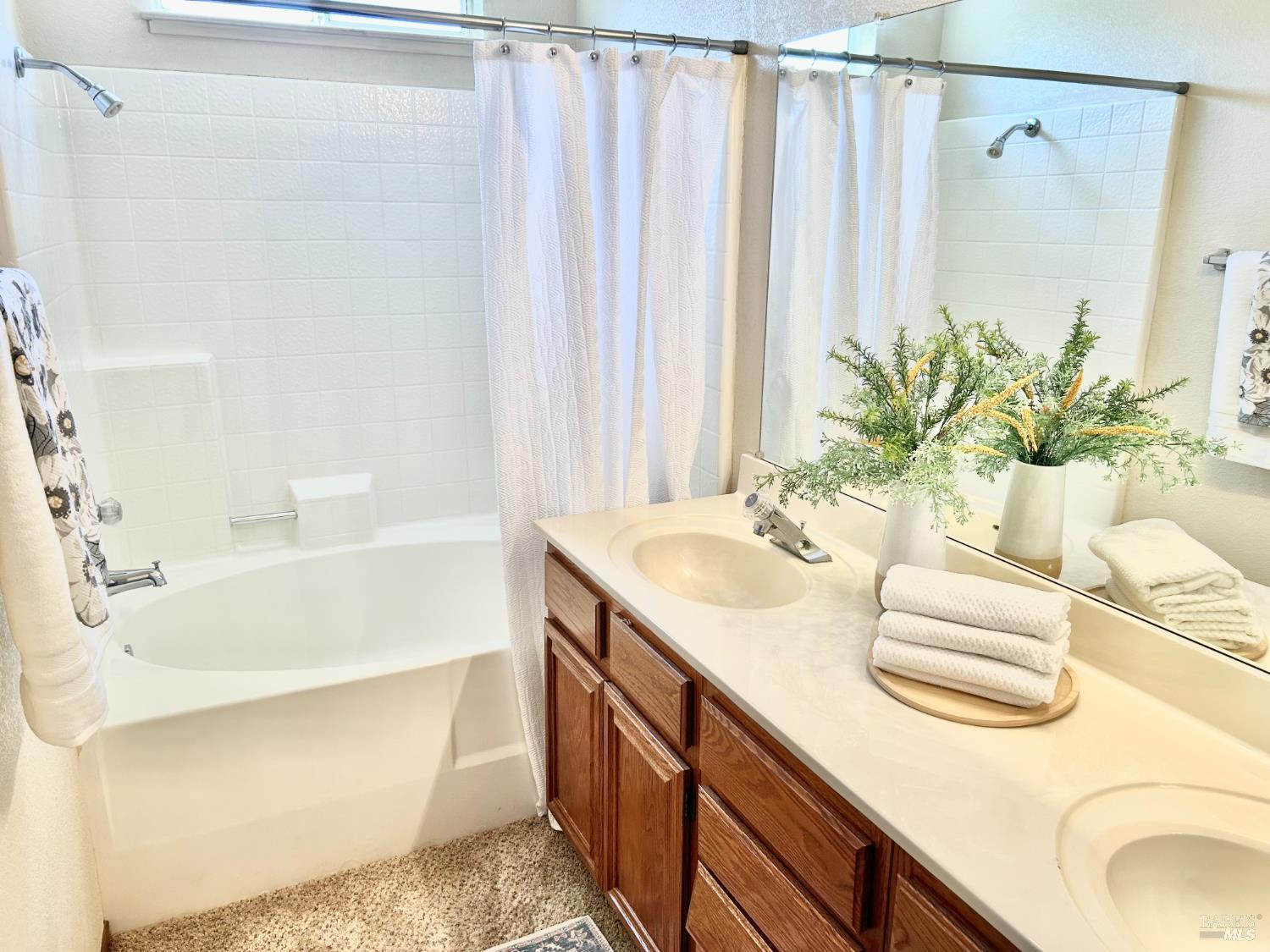 Detail Gallery Image 25 of 29 For 261 Bridgewater Cir, Suisun City,  CA 94585 - 3 Beds | 2/1 Baths
