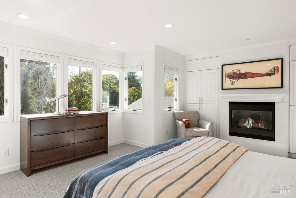 Detail Gallery Image 34 of 46 For Address Is Not Disclosed, San Anselmo,  CA 94960 - 4 Beds | 4/1 Baths