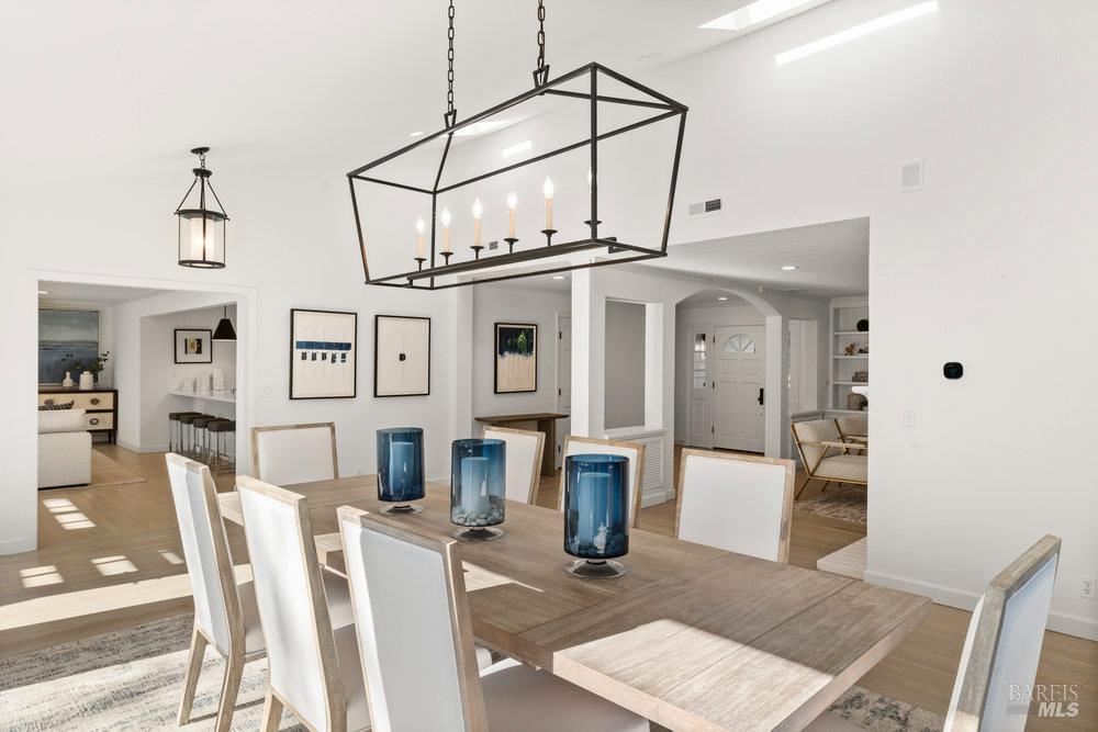 Detail Gallery Image 11 of 46 For Address Is Not Disclosed, San Anselmo,  CA 94960 - 4 Beds | 4/1 Baths