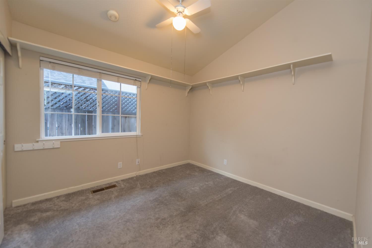 Detail Gallery Image 27 of 31 For 135 Furber Ln, Cloverdale,  CA 95425 - 3 Beds | 2 Baths