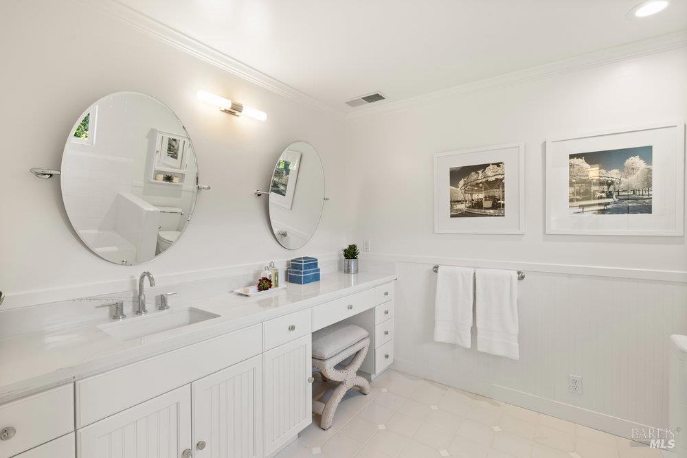 Detail Gallery Image 31 of 46 For Address Is Not Disclosed, San Anselmo,  CA 94960 - 4 Beds | 4/1 Baths