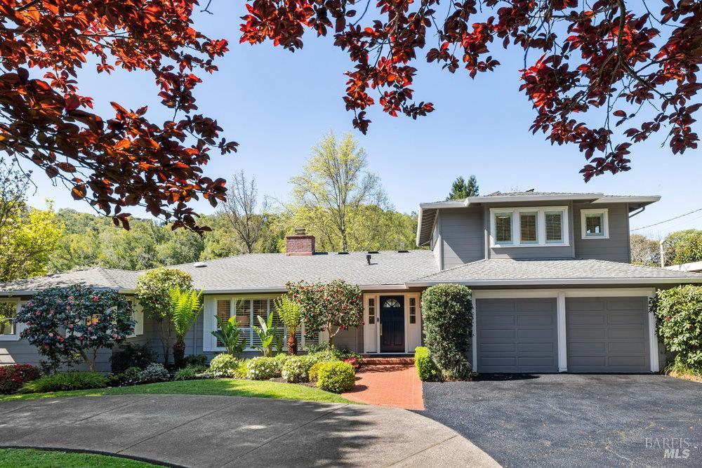 Detail Gallery Image 2 of 46 For Address Is Not Disclosed, San Anselmo,  CA 94960 - 4 Beds | 4/1 Baths